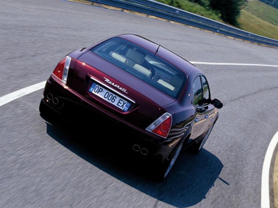 Maserati Quattroporte Executive GT 2005 года  (фото 14 из 18)